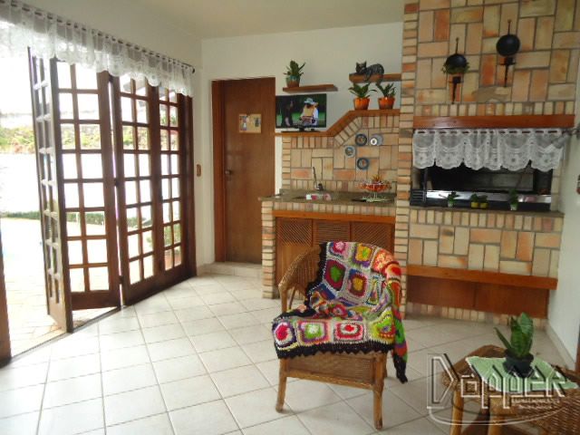 Casa à venda com 3 quartos, 372 - Foto 10