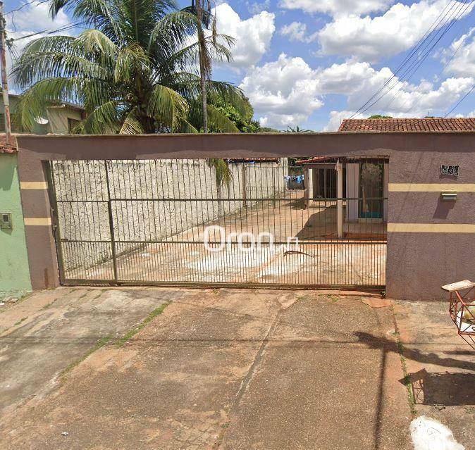 Casa à venda com 2 quartos, 186m² - Foto 2