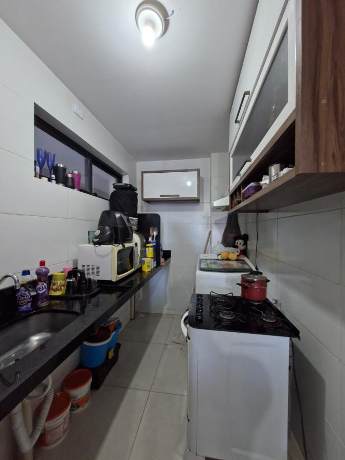 Apartamento à venda com 3 quartos, 58m² - Foto 2