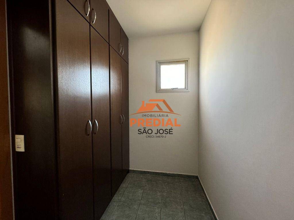 Apartamento para alugar com 3 quartos, 93m² - Foto 7