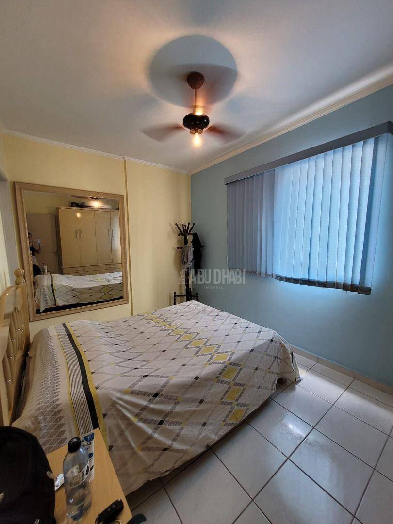 Apartamento à venda com 2 quartos, 75m² - Foto 13