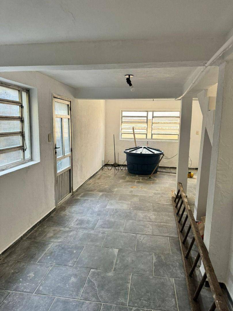 Casa à venda com 3 quartos, 182m² - Foto 12