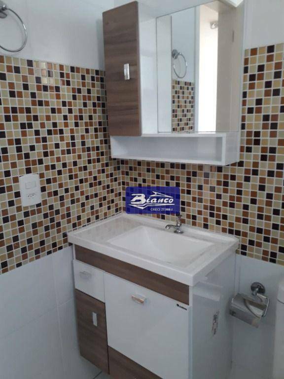 Apartamento para alugar com 2 quartos, 44m² - Foto 15