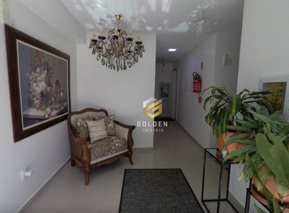 Apartamento à venda com 3 quartos, 65m² - Foto 3