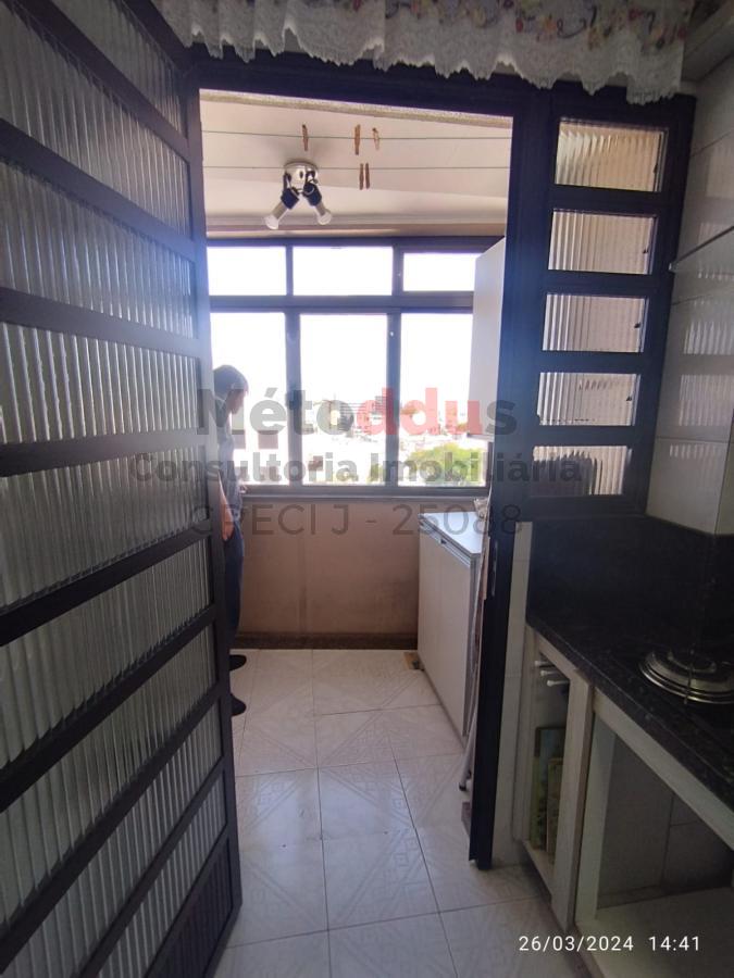 Apartamento à venda com 2 quartos, 80m² - Foto 38