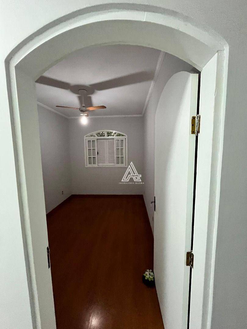 Sobrado para alugar com 3 quartos, 200m² - Foto 62