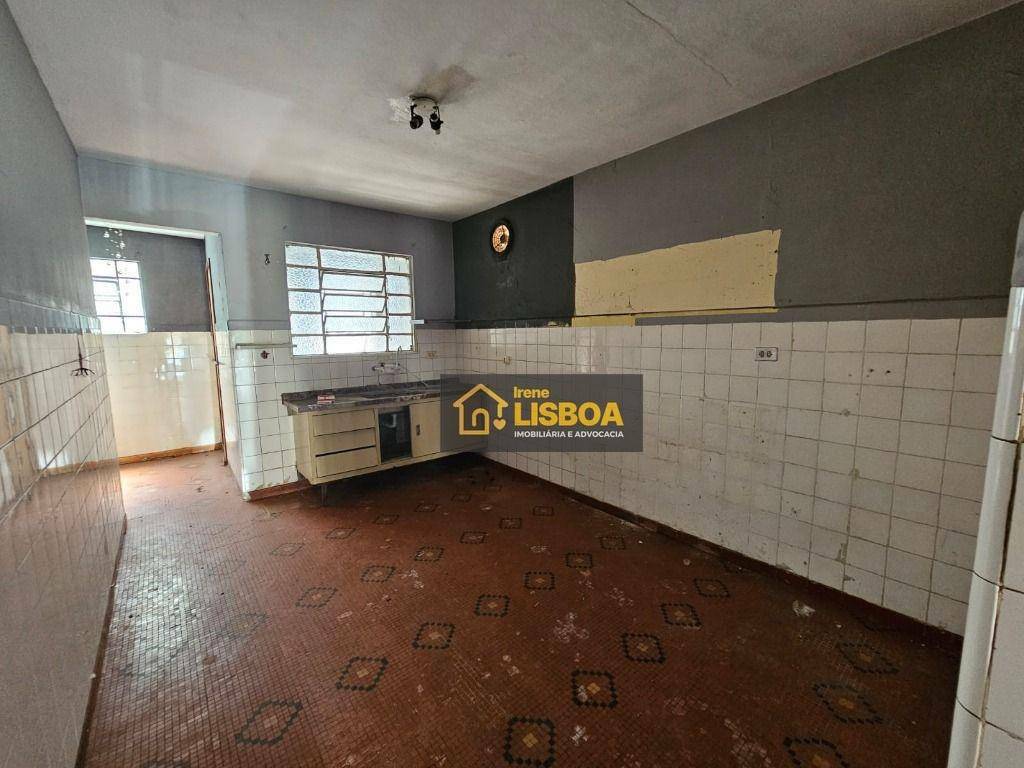 Casa para alugar com 1 quarto, 55m² - Foto 6