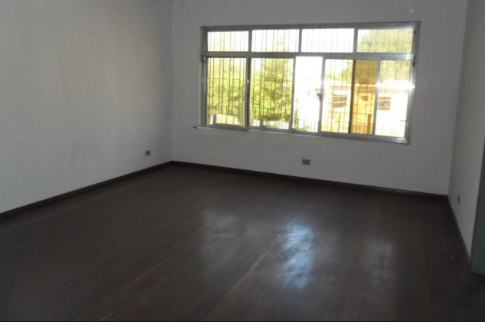 Sobrado à venda com 3 quartos, 200m² - Foto 1