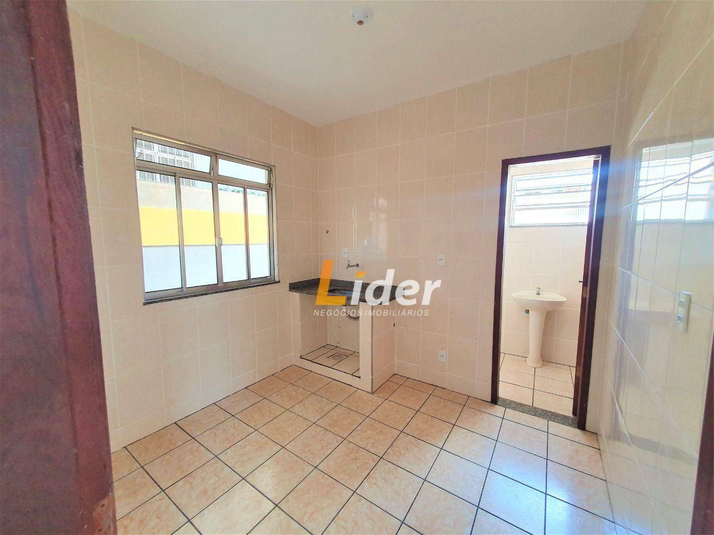 Apartamento para alugar com 2 quartos, 67m² - Foto 9