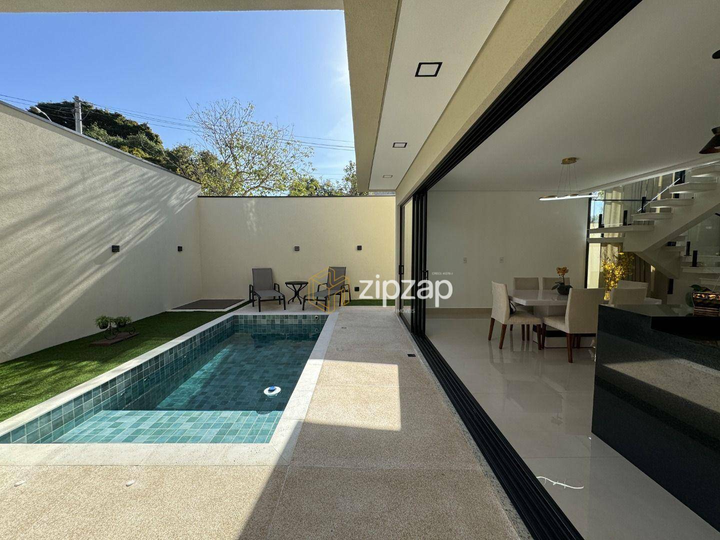 Casa à venda com 3 quartos, 220m² - Foto 18