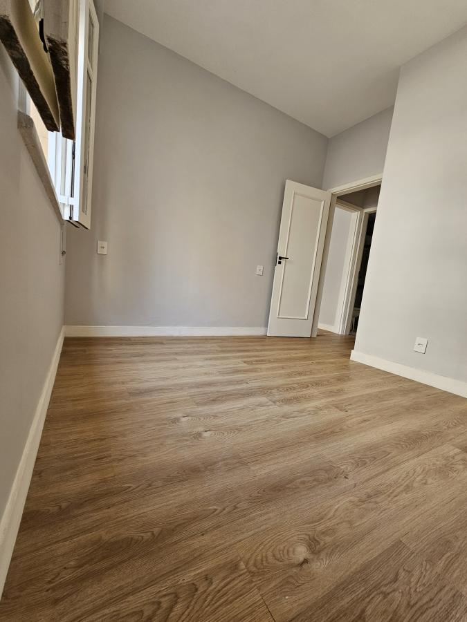 Apartamento à venda com 3 quartos, 75m² - Foto 15