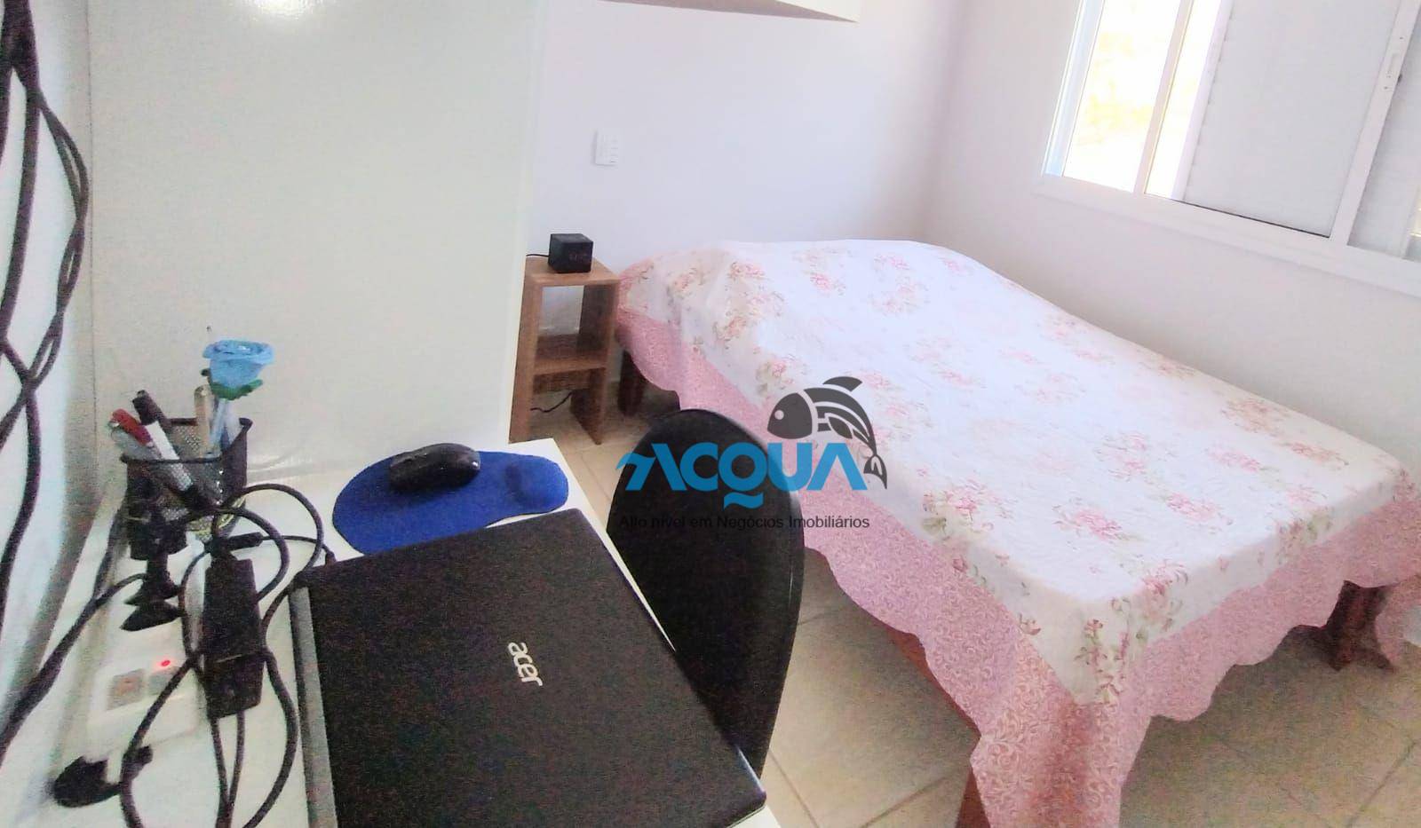 Apartamento à venda com 2 quartos, 70m² - Foto 4