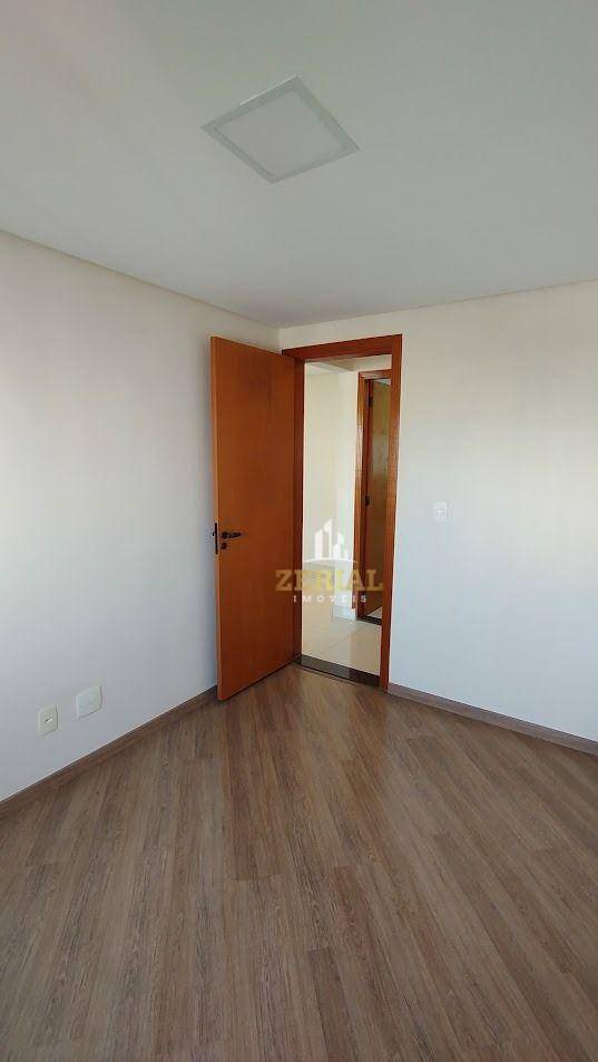 Apartamento para alugar com 2 quartos, 78m² - Foto 11