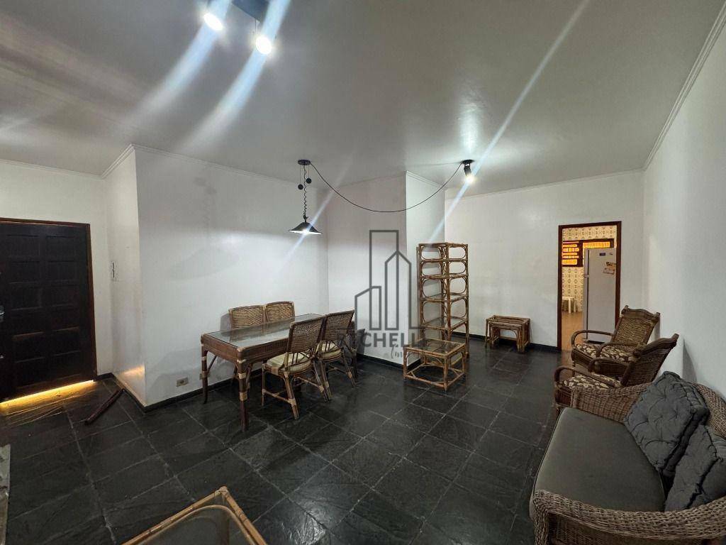 Casa para alugar com 2 quartos, 93m² - Foto 3