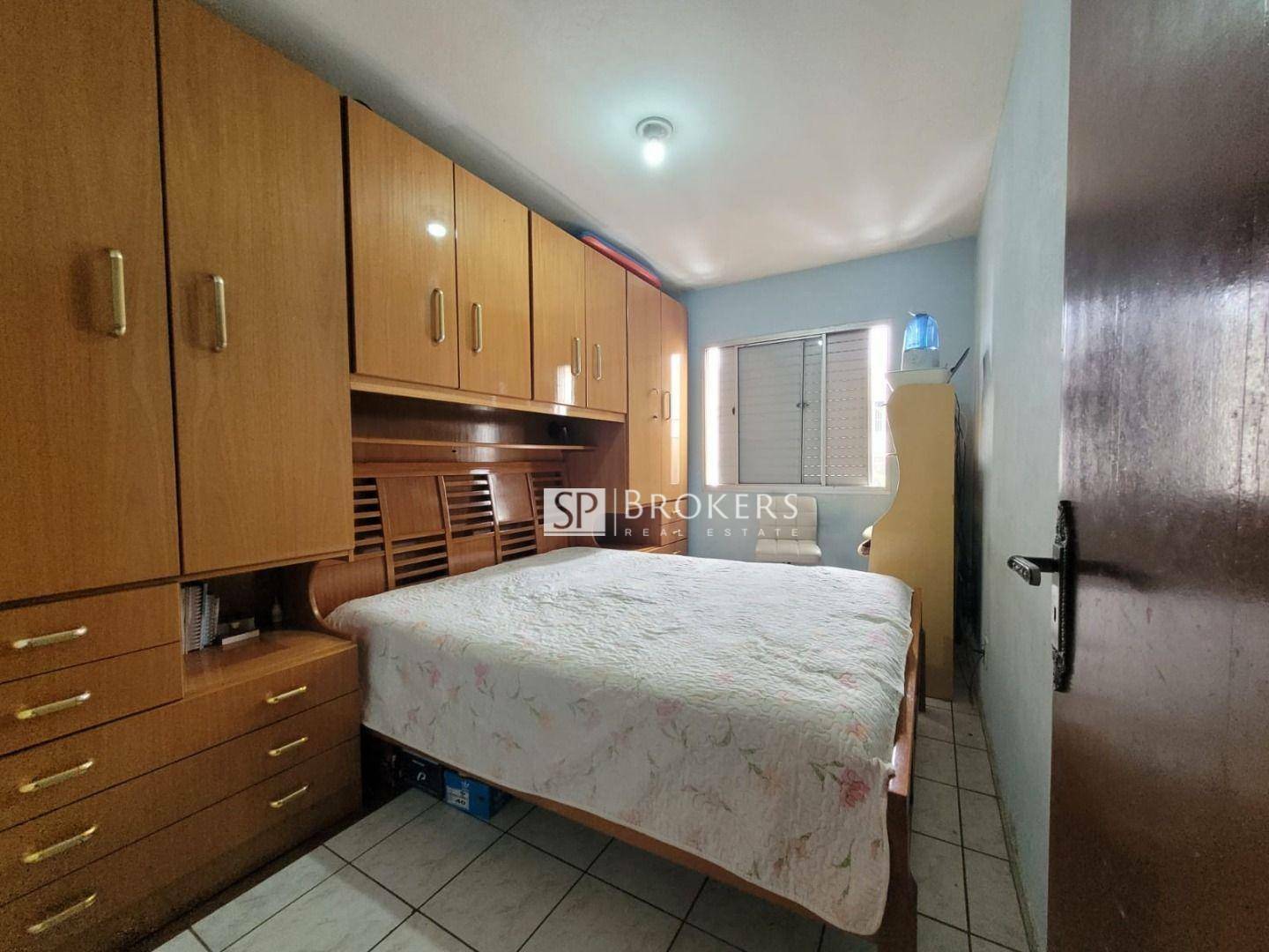 Apartamento à venda com 2 quartos, 64m² - Foto 25