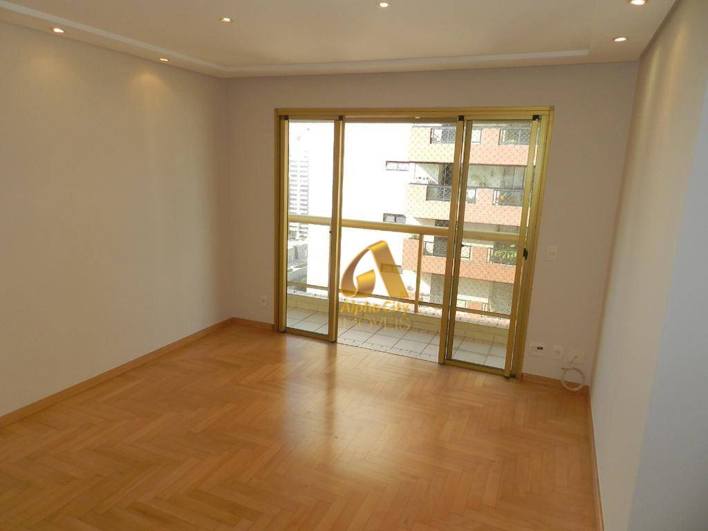 Apartamento à venda com 3 quartos, 108m² - Foto 4