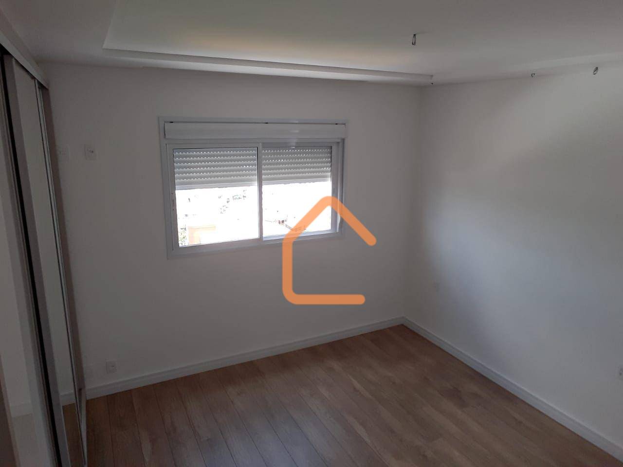 Apartamento à venda com 4 quartos, 200m² - Foto 19