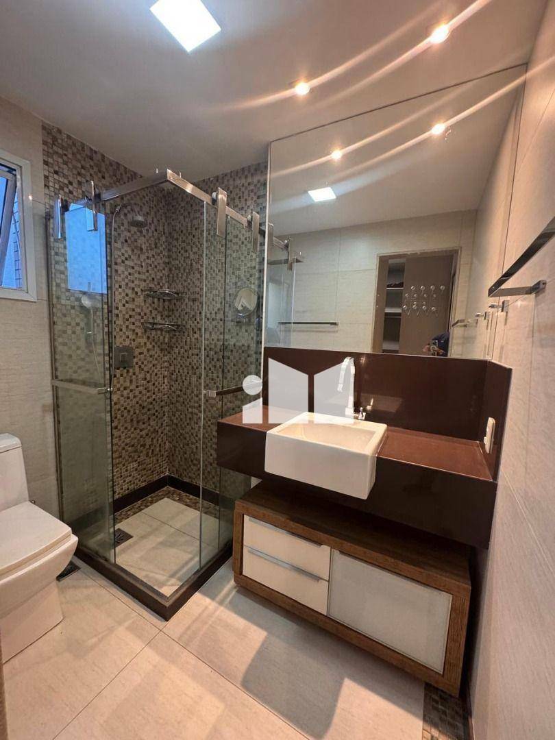 Cobertura à venda com 4 quartos, 220m² - Foto 32
