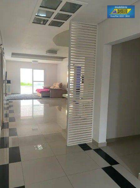 Casa de Condomínio para alugar com 3 quartos, 300m² - Foto 6