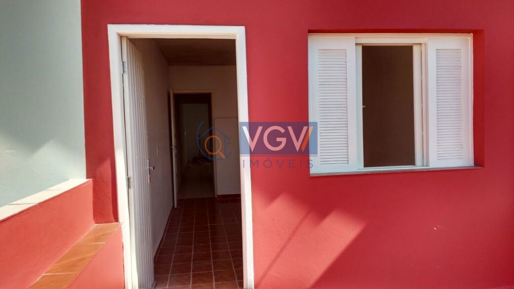 Casa à venda e aluguel com 2 quartos, 140m² - Foto 9