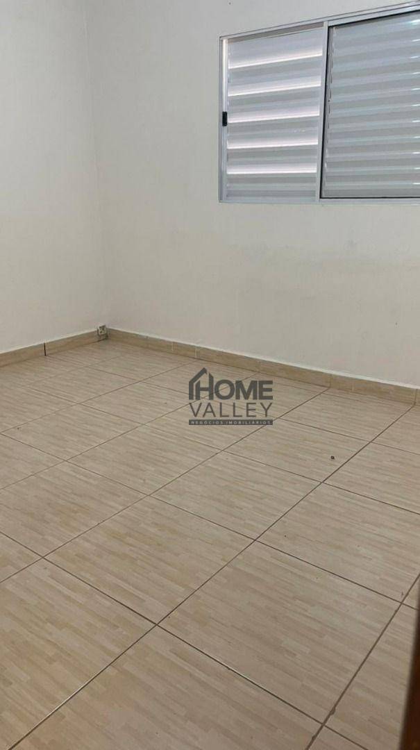 Casa à venda com 2 quartos, 137m² - Foto 12