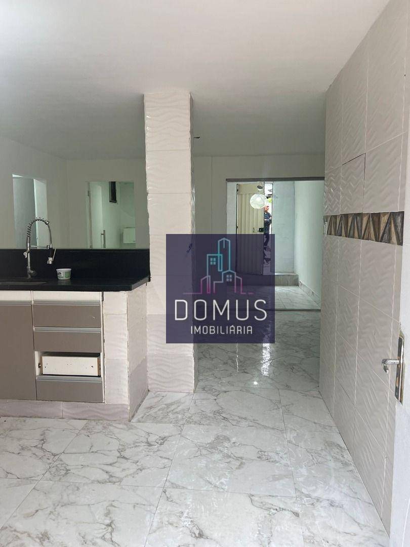 Casa à venda com 3 quartos, 100m² - Foto 5