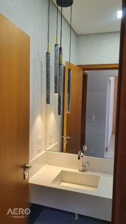 Casa de Condomínio à venda com 3 quartos, 240m² - Foto 5