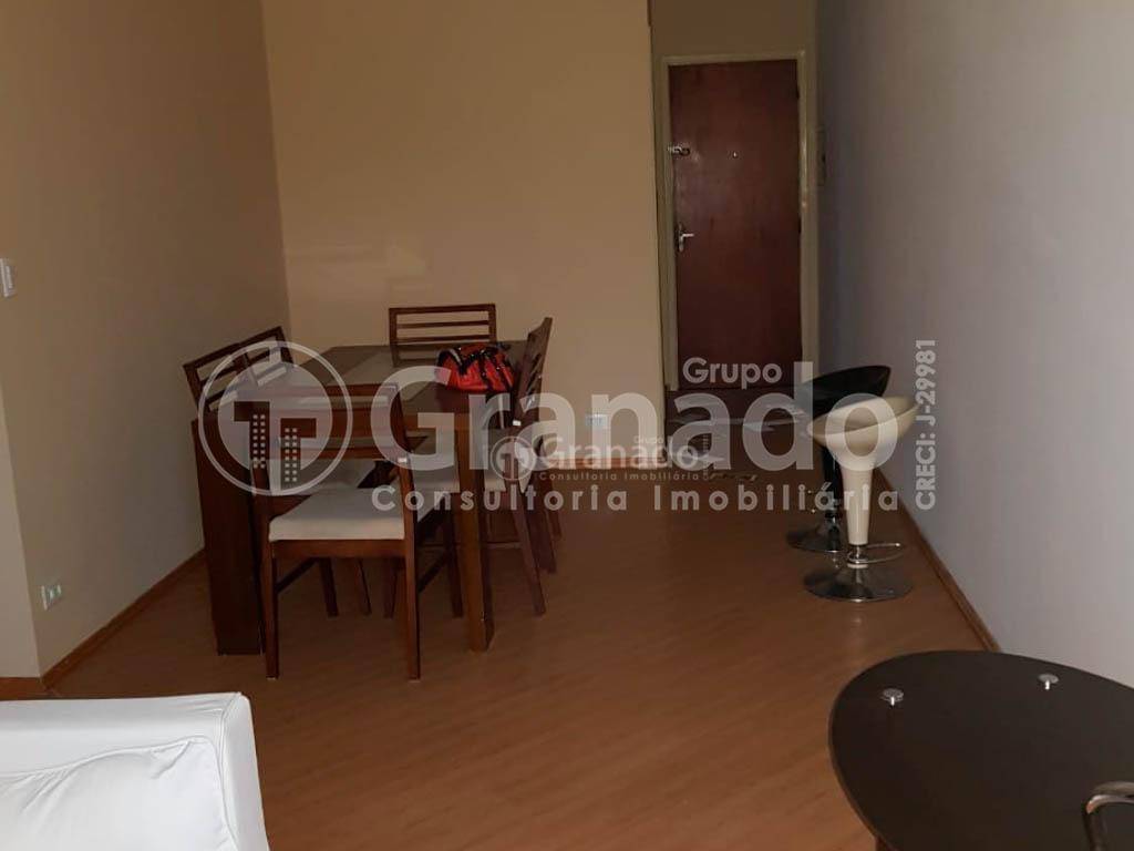 Apartamento à venda com 2 quartos, 57m² - Foto 2