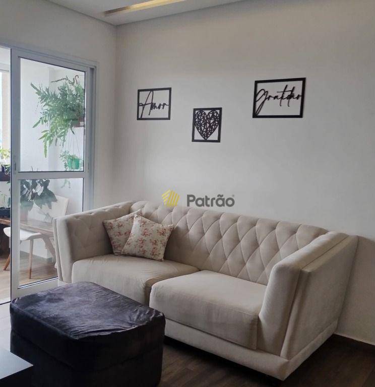 Apartamento à venda com 2 quartos, 65m² - Foto 2