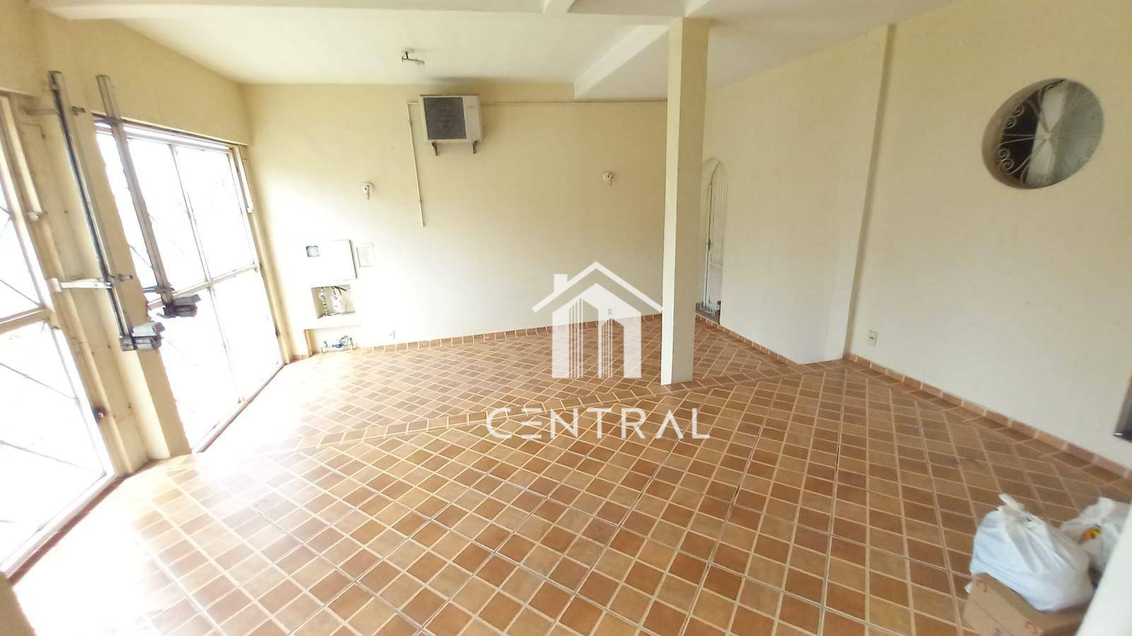 Sobrado à venda com 4 quartos, 257m² - Foto 3