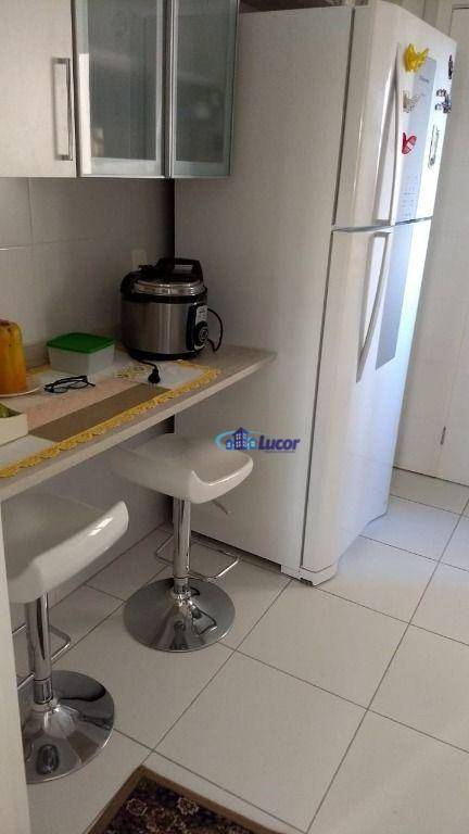 Apartamento à venda com 3 quartos, 126m² - Foto 7