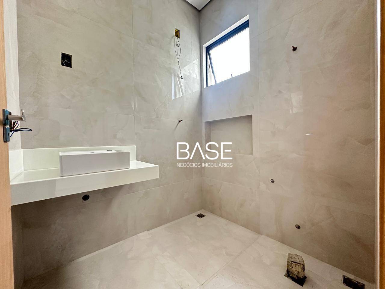 Apartamento, 3 quartos, 100 m² - Foto 2