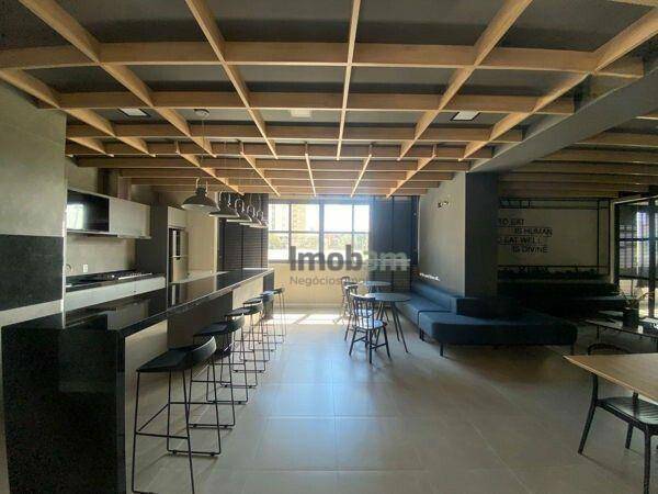 Apartamento para alugar com 1 quarto, 45m² - Foto 12