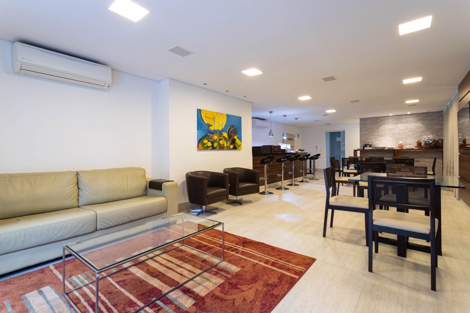 Apartamento à venda com 3 quartos, 76m² - Foto 3