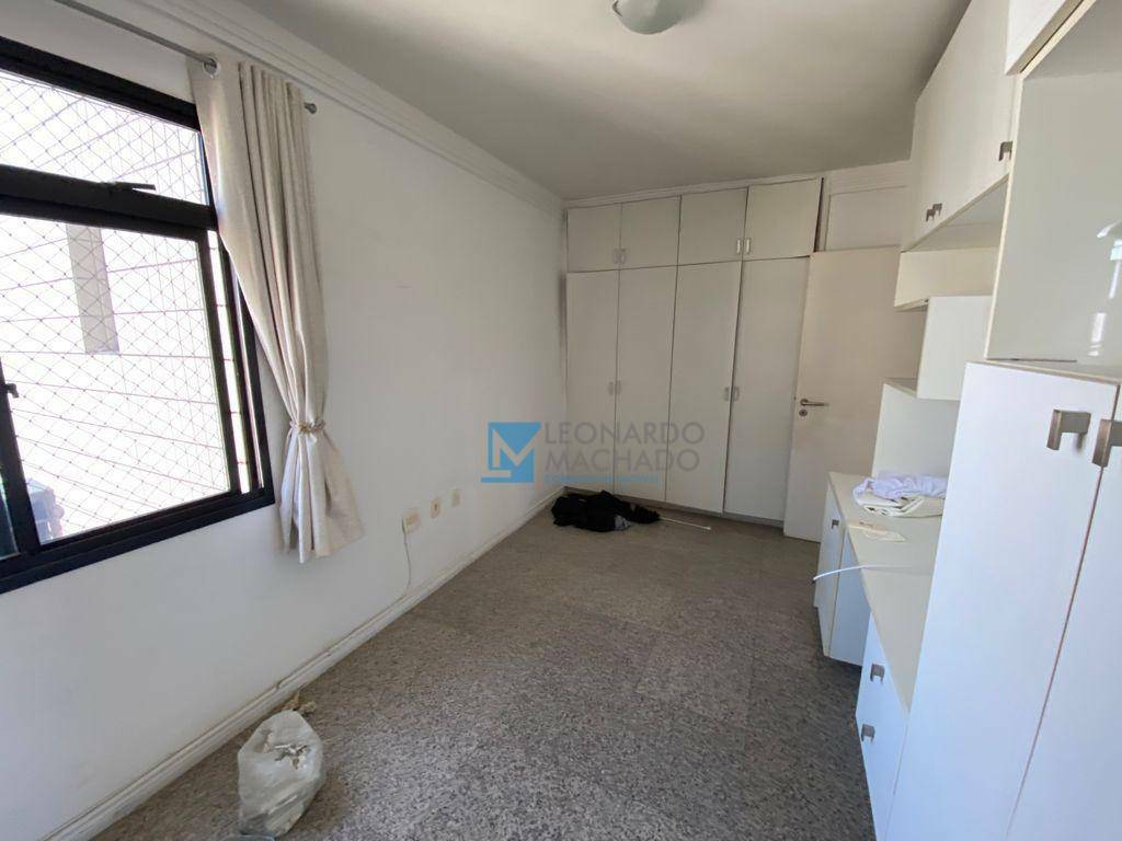 Apartamento à venda com 3 quartos, 127m² - Foto 12