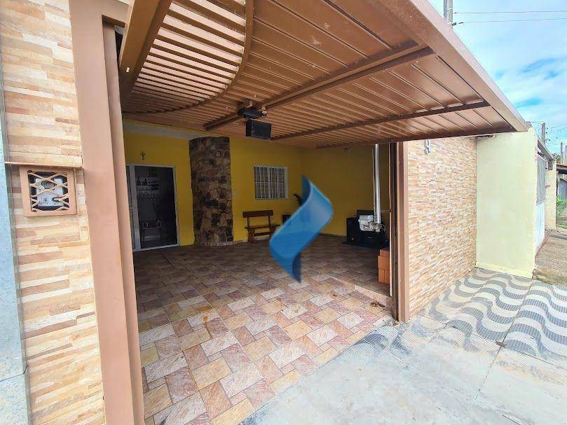 Casa à venda com 2 quartos, 87m² - Foto 2