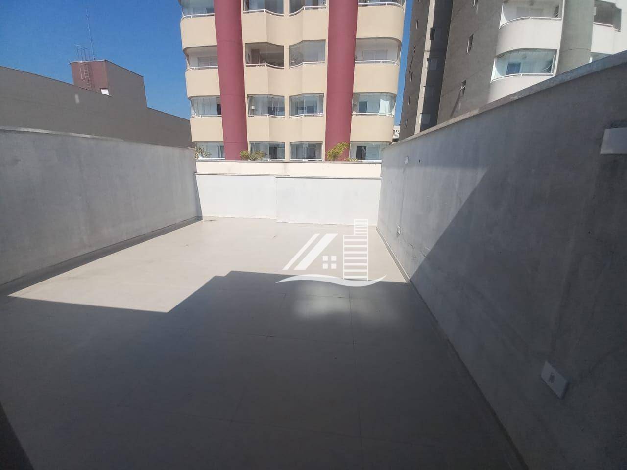 Cobertura à venda com 2 quartos, 100m² - Foto 5