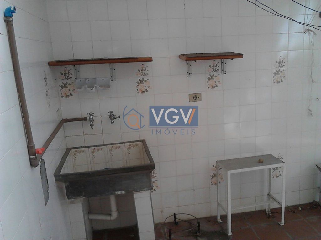 Sobrado à venda com 2 quartos, 69m² - Foto 3