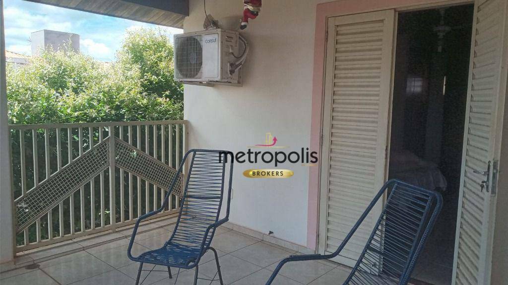 Sobrado à venda com 3 quartos, 217m² - Foto 3