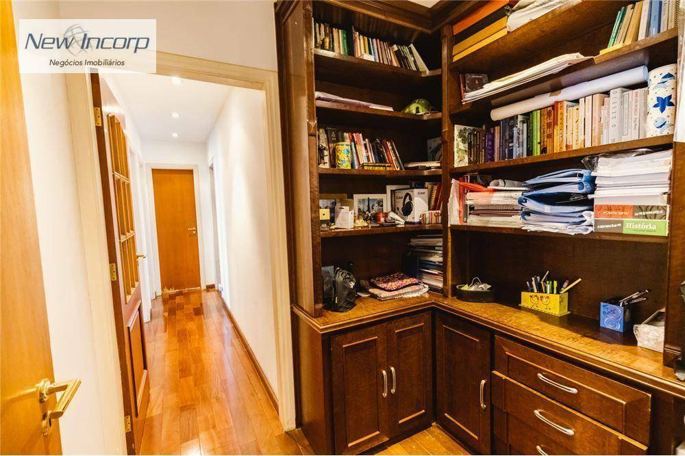 Apartamento à venda com 3 quartos, 121m² - Foto 13