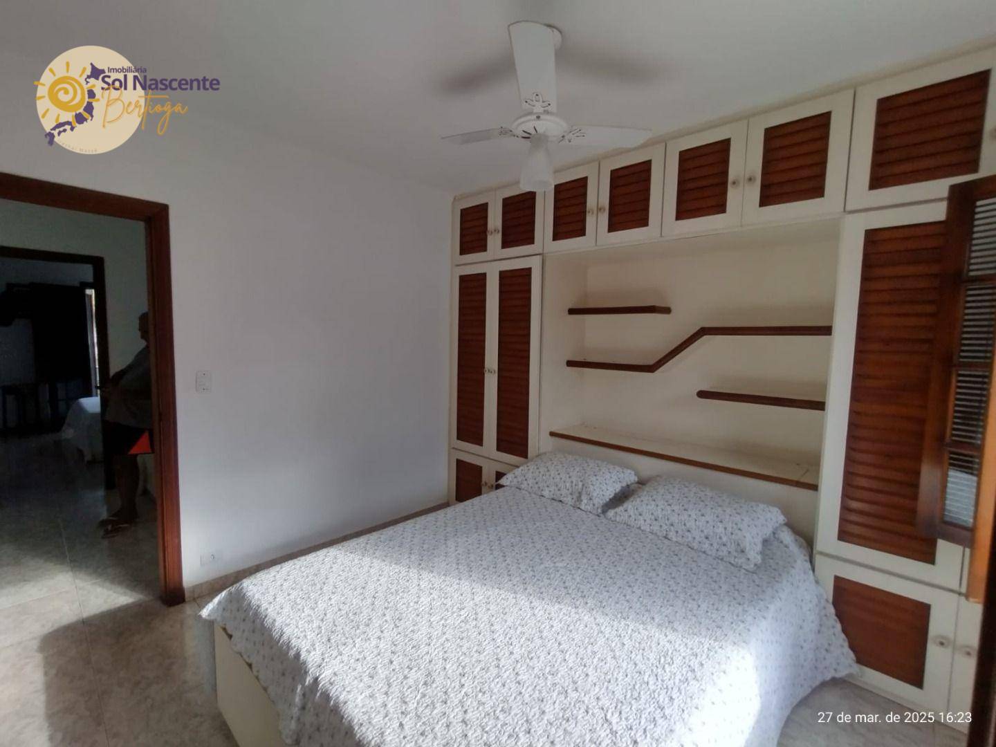 Casa de Condomínio à venda com 4 quartos, 230m² - Foto 7