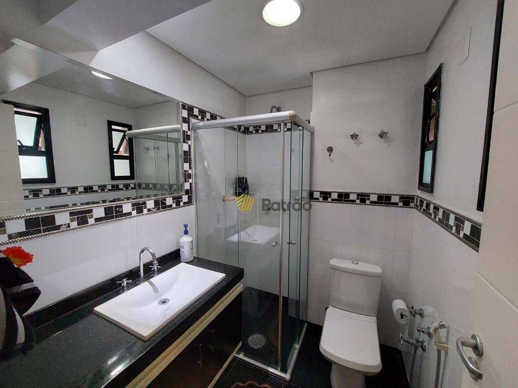 Apartamento à venda e aluguel com 4 quartos, 225m² - Foto 6