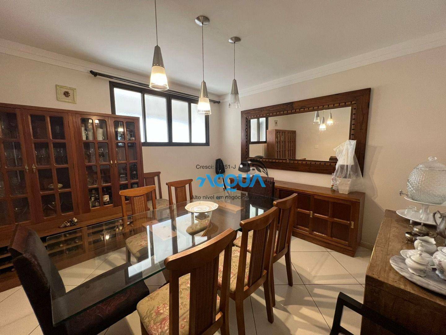 Apartamento à venda com 4 quartos, 240m² - Foto 2