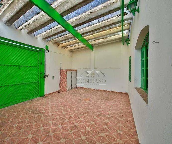 Casa à venda e aluguel com 2 quartos, 250m² - Foto 27