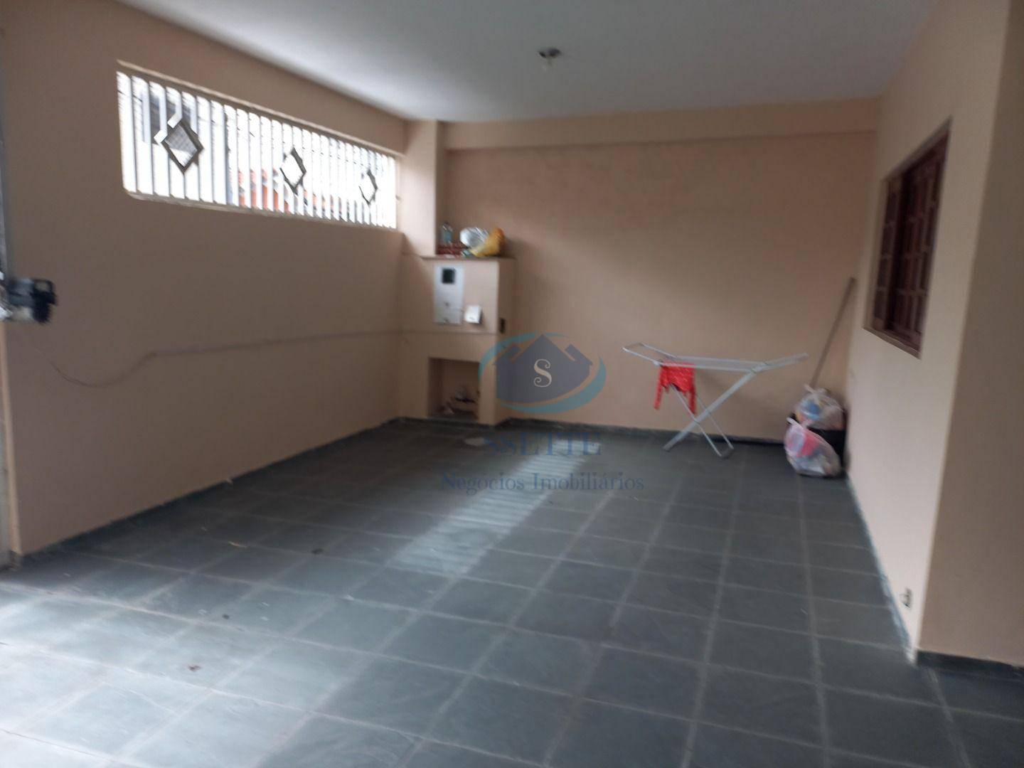 Sobrado à venda com 5 quartos, 220m² - Foto 4