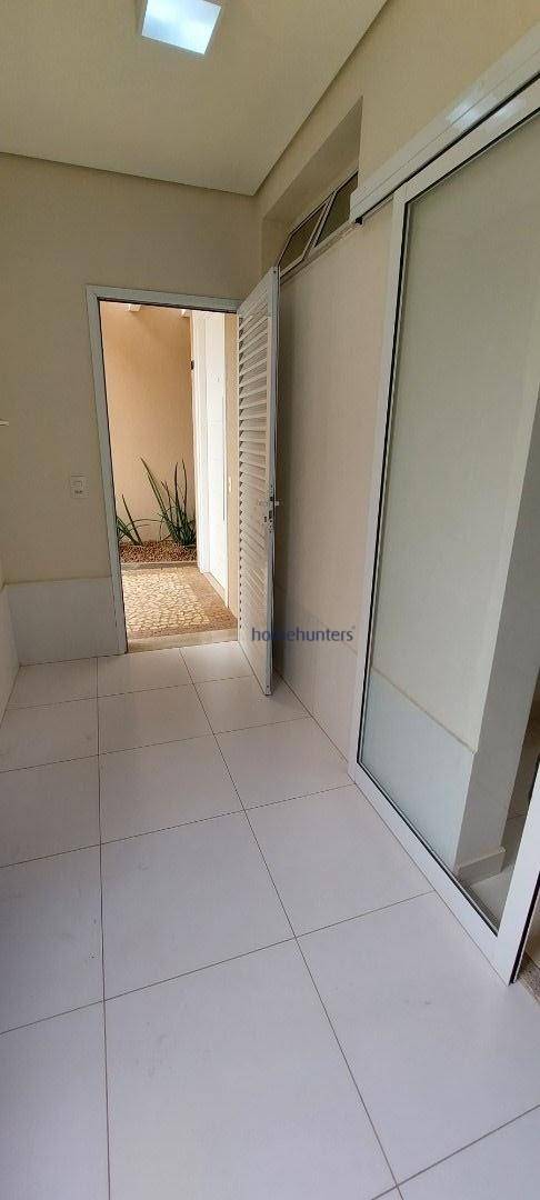 Casa de Condomínio à venda com 3 quartos, 211m² - Foto 20