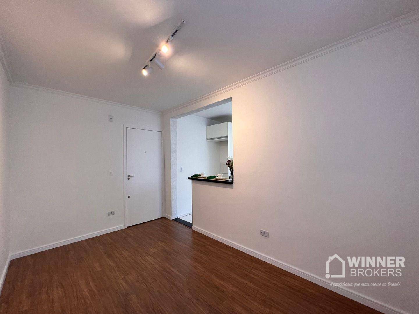 Apartamento à venda com 2 quartos, 45m² - Foto 7