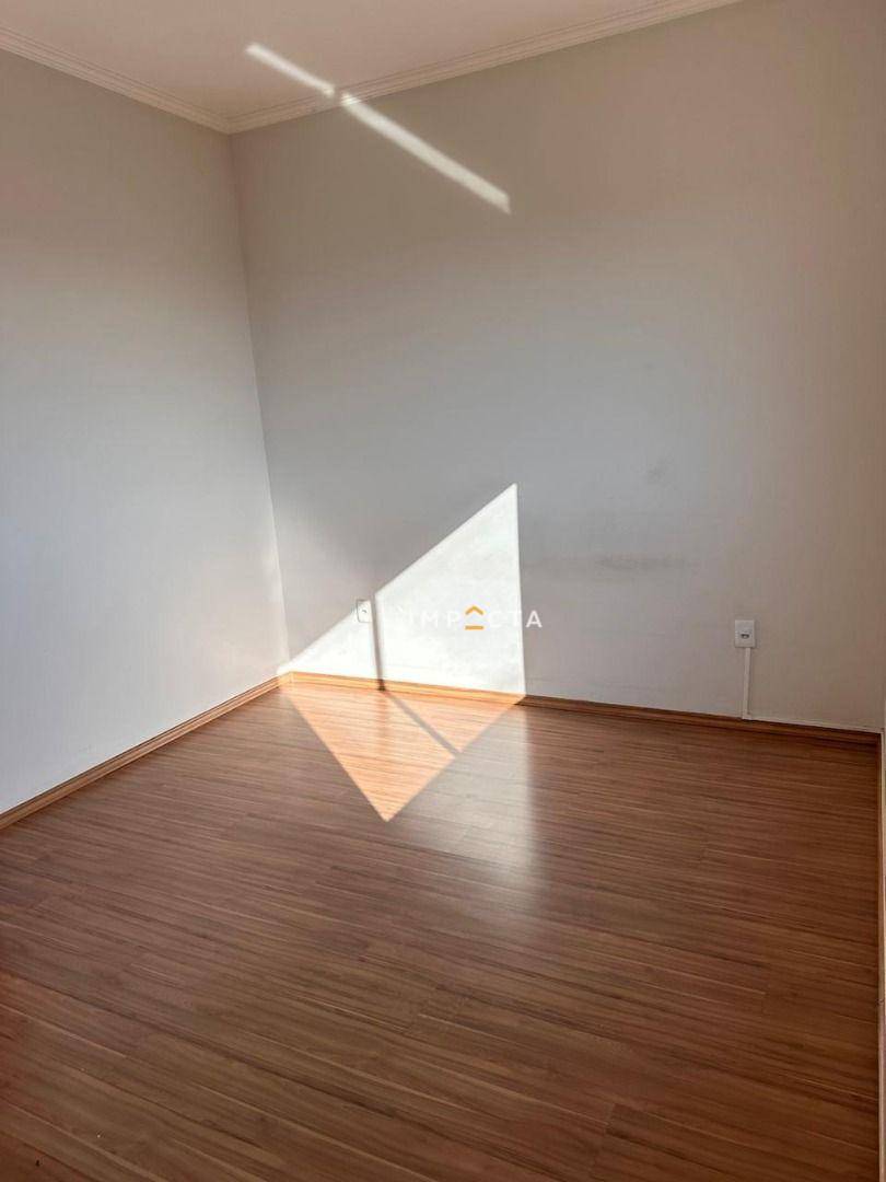 Apartamento à venda com 3 quartos, 82m² - Foto 11