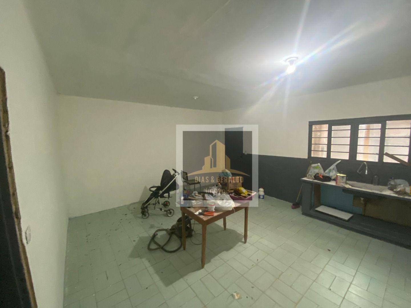 Casa para alugar com 1 quarto, 250M2 - Foto 8
