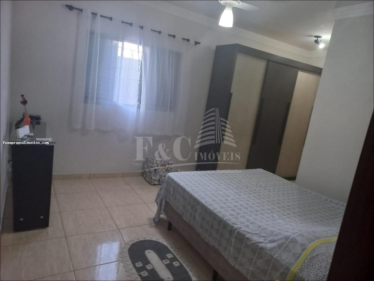 Casa à venda com 2 quartos, 175m² - Foto 7